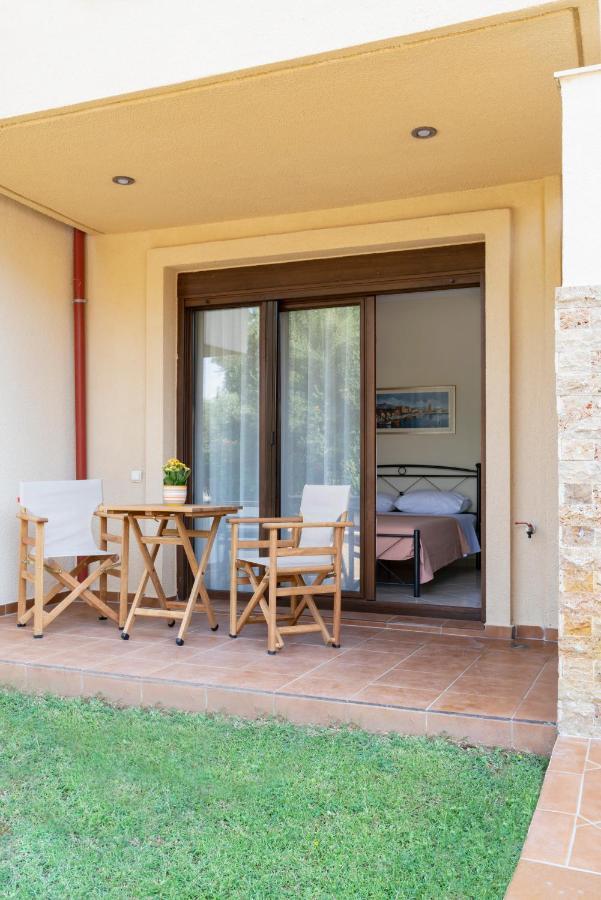 Alexandros Maisonettes Nea Moudania Luaran gambar