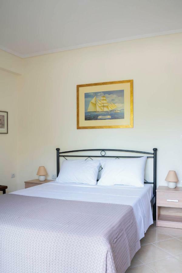 Alexandros Maisonettes Nea Moudania Luaran gambar