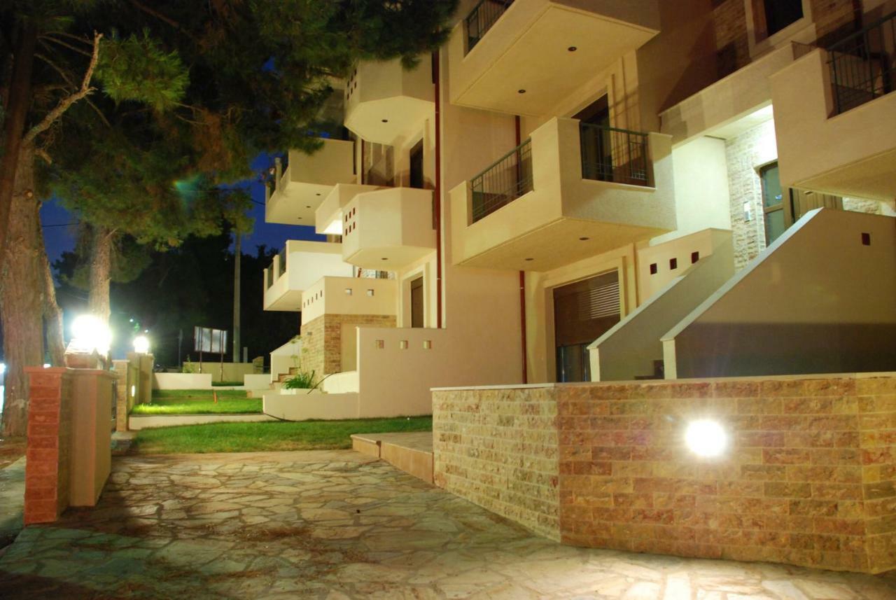 Alexandros Maisonettes Nea Moudania Luaran gambar